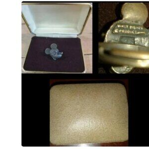 1950's Vintage Signed Collectible Walt Disney Mickey Mouse Ring In Case